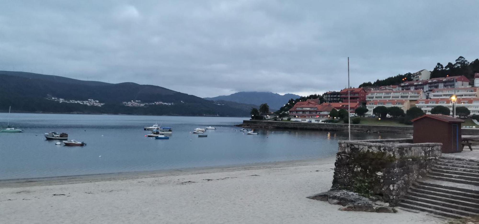 Apartamento A Estrenar Con Vistas Naroa Corcubión Eksteriør bilde